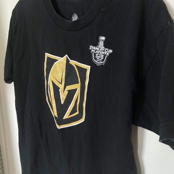 Boys black tee - Picture 2 of 5